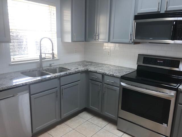 PLANTATION AT SANTA ROSA - Residential Lease