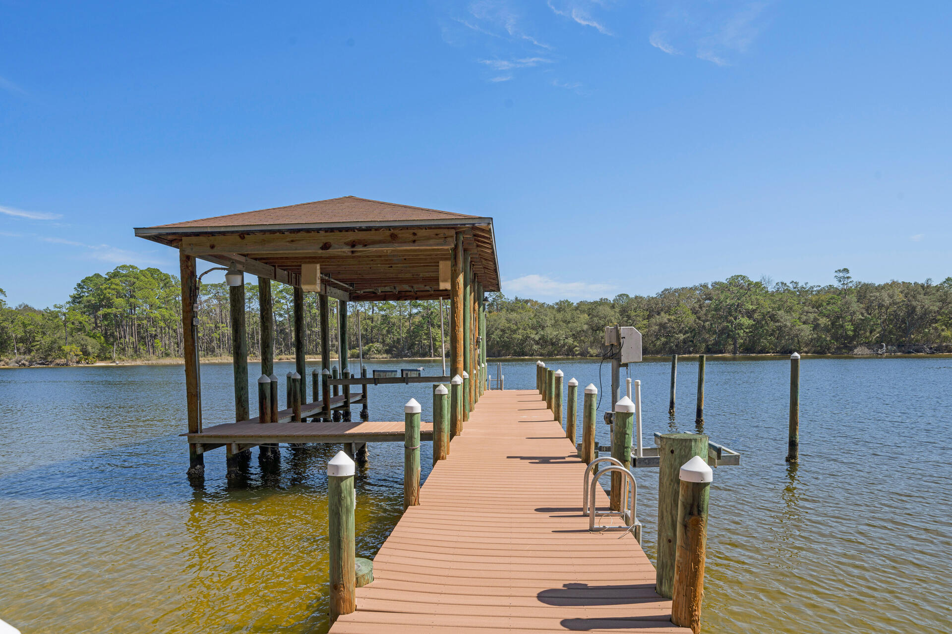 Poquito Bayou - Residential