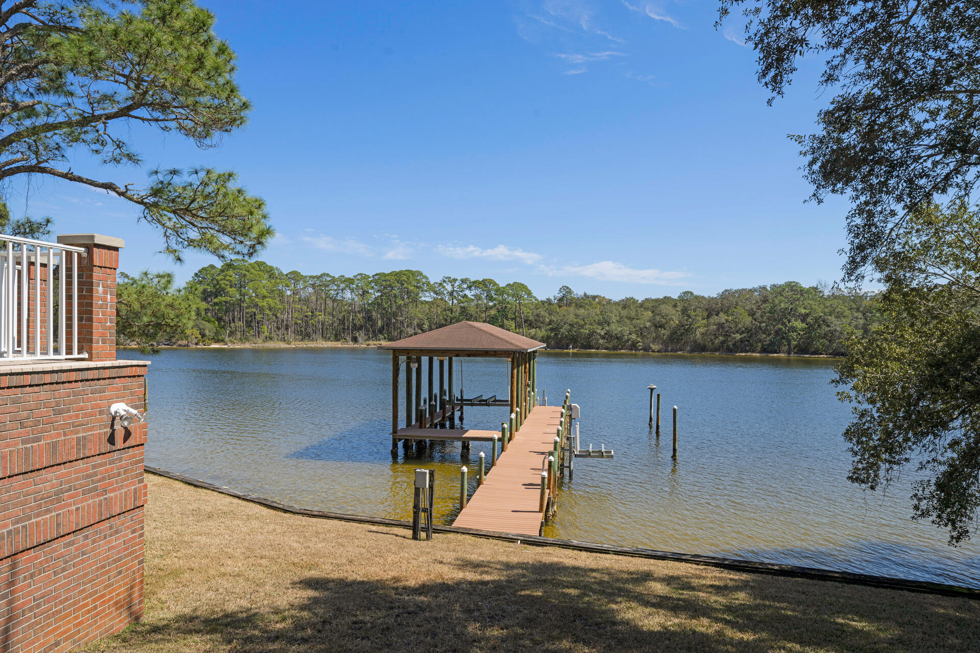 Poquito Bayou - Residential