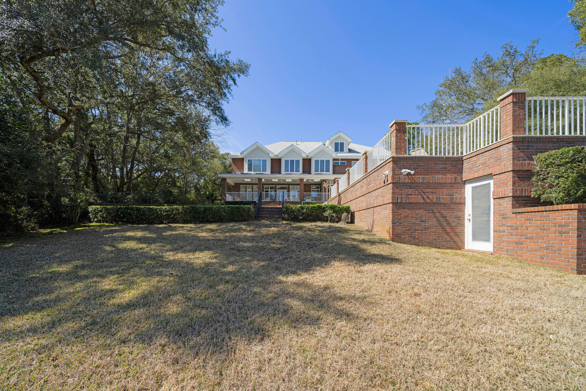 Poquito Bayou - Residential