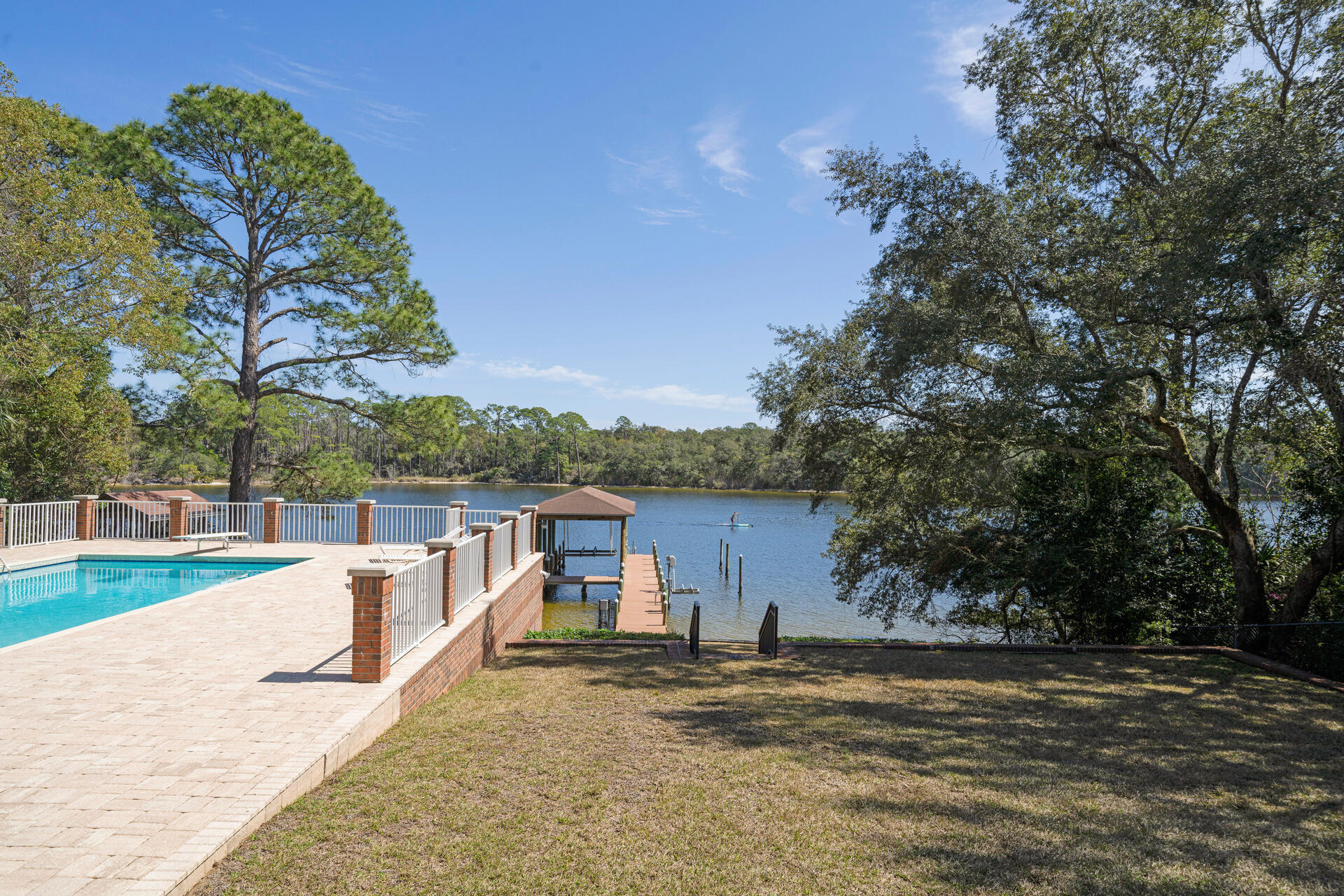 Poquito Bayou - Residential