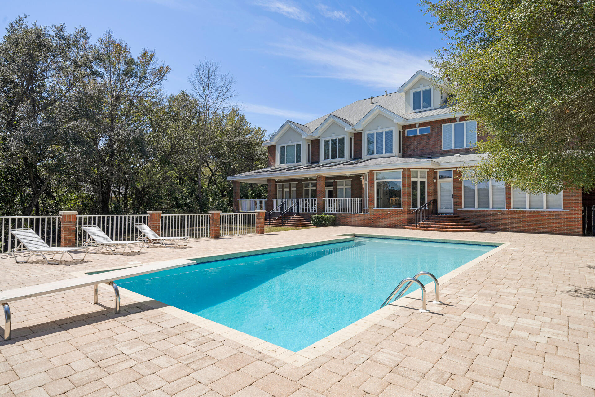 Poquito Bayou - Residential