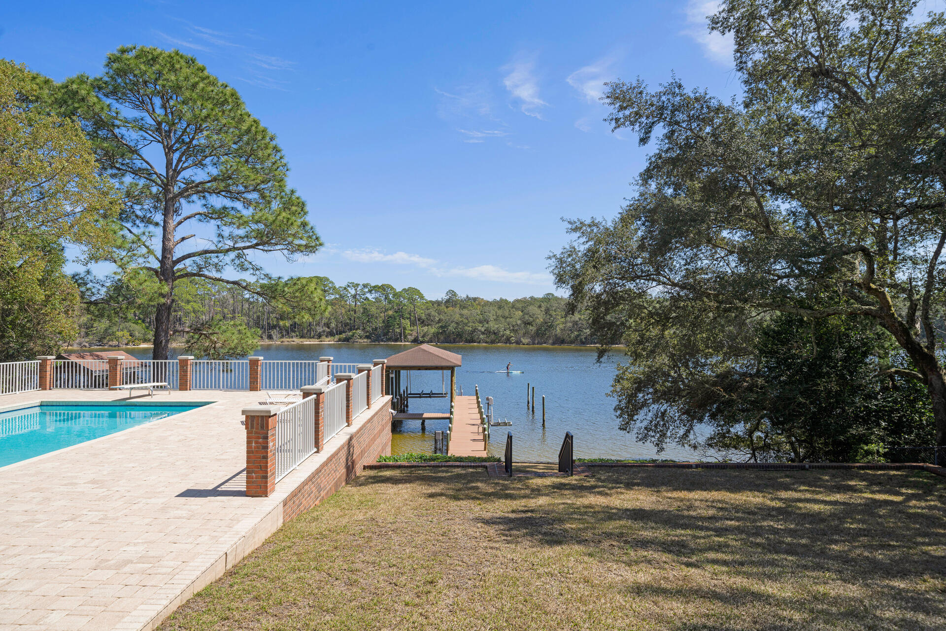 Poquito Bayou - Residential