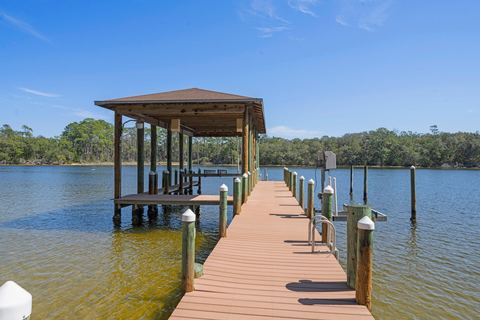 Poquito Bayou - Residential