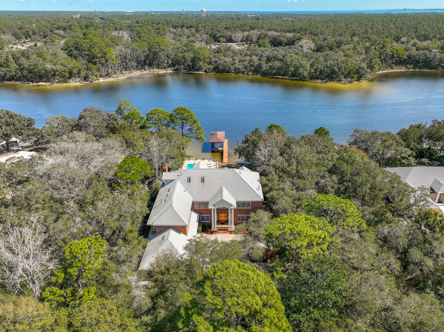 Poquito Bayou - Residential