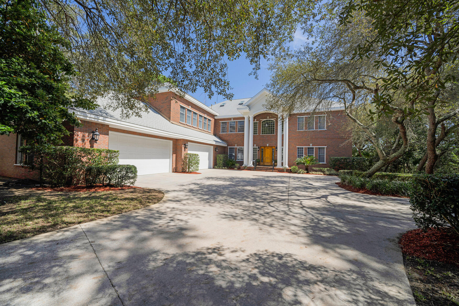 Poquito Bayou - Residential