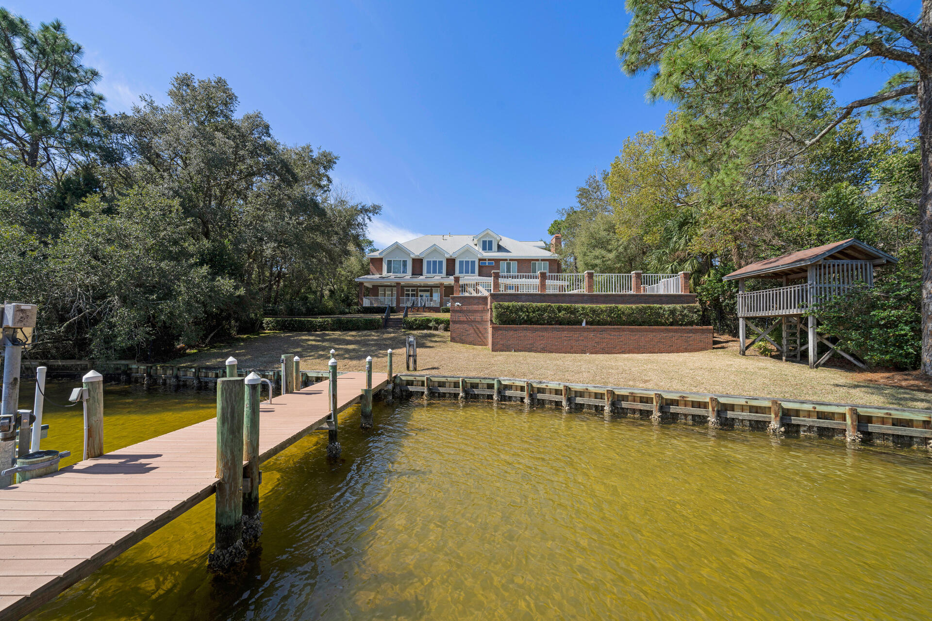 Poquito Bayou - Residential