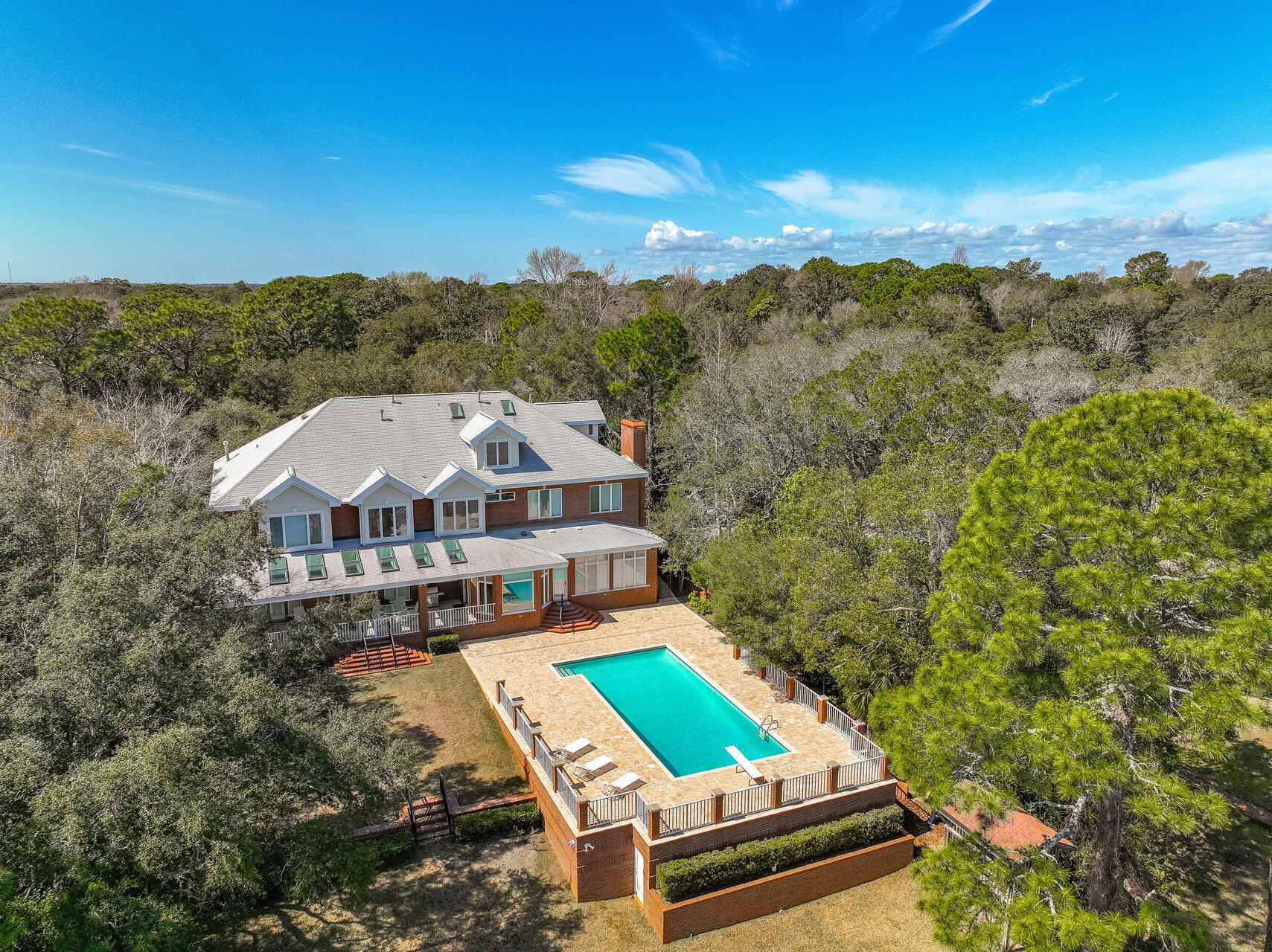 Poquito Bayou - Residential