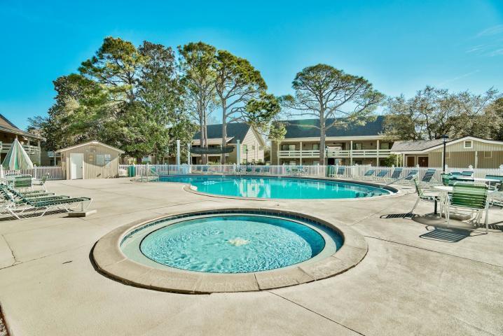 SEASCAPE CONDO GARDEN VILLA - Residential