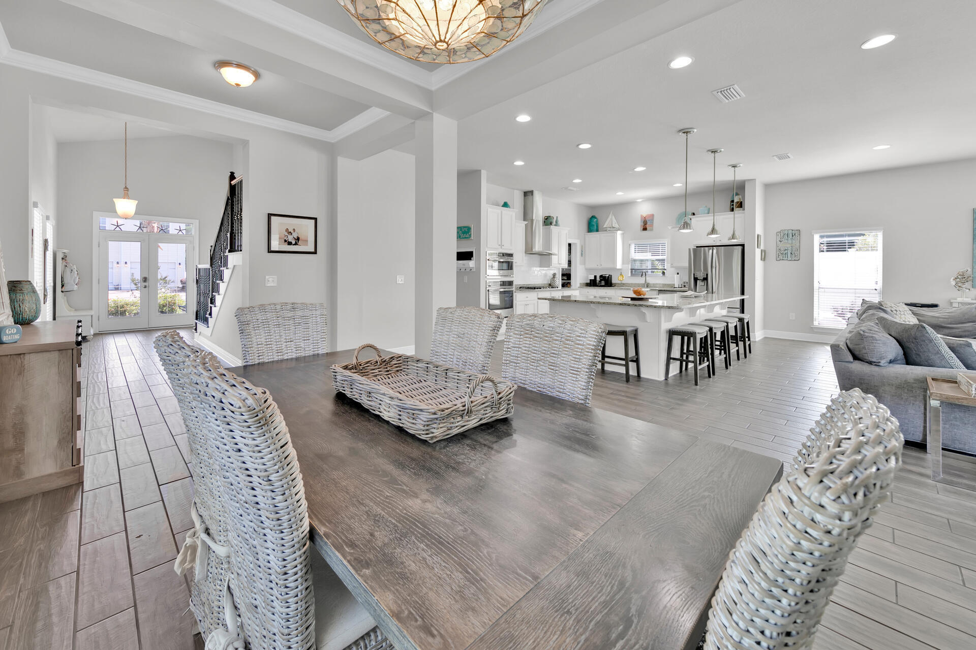 Mussett Bayou Manor - Residential