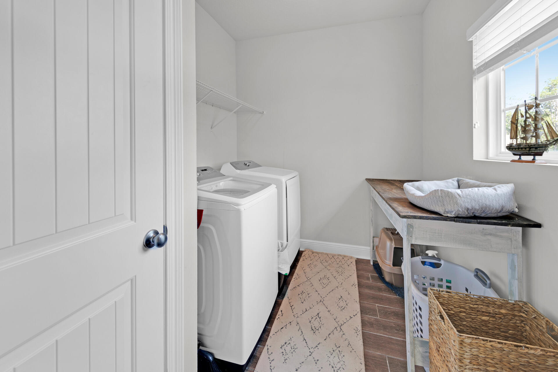 Mussett Bayou Manor - Residential