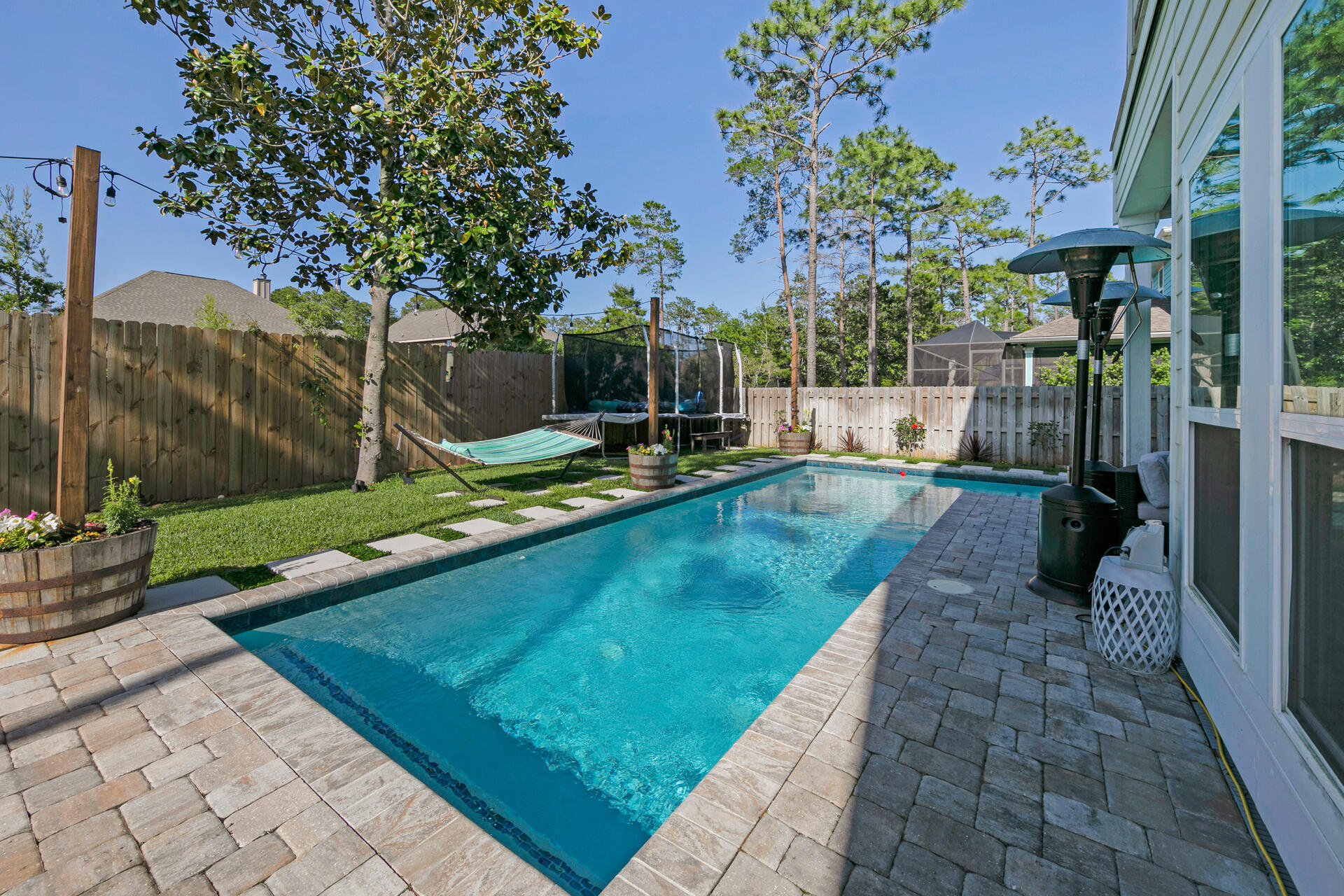 Mussett Bayou Manor - Residential