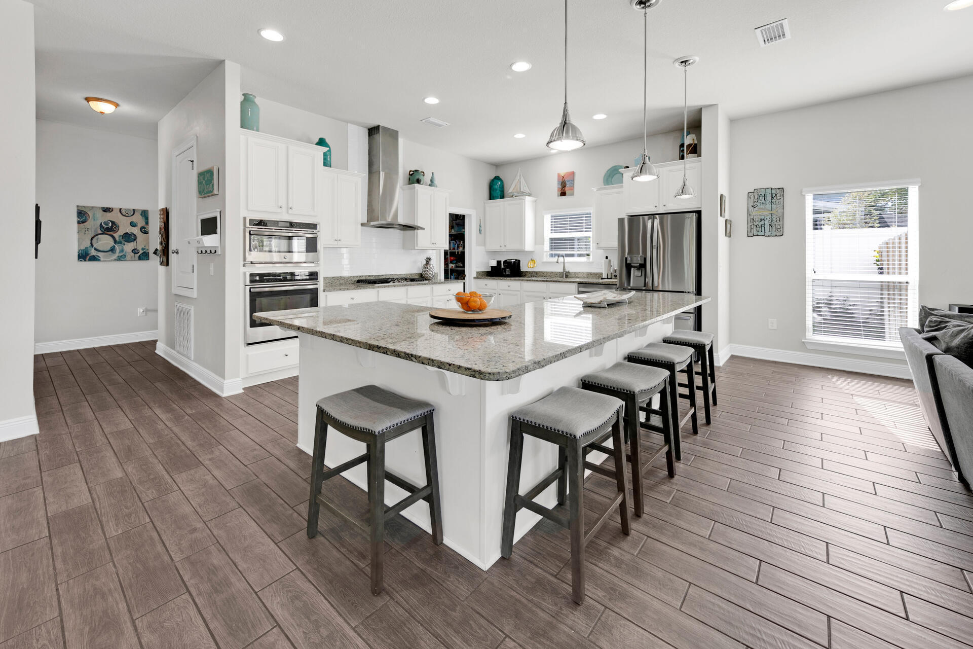 Mussett Bayou Manor - Residential