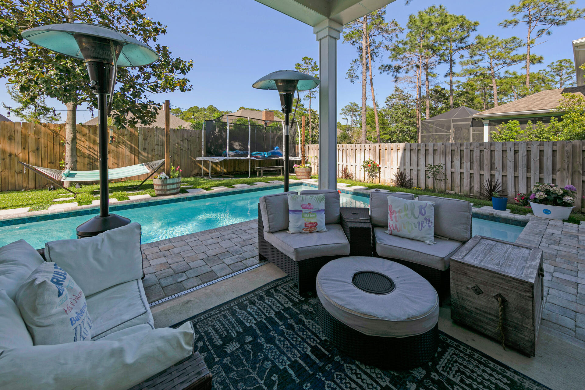 Mussett Bayou Manor - Residential