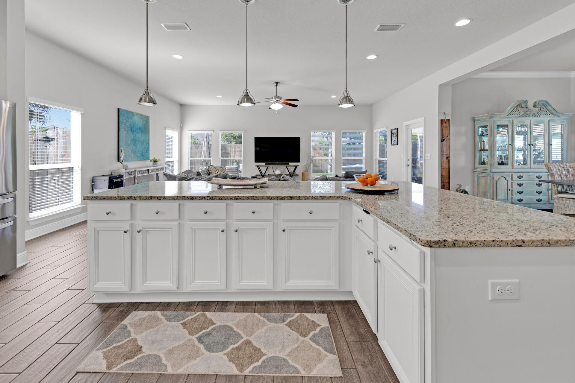 Mussett Bayou Manor - Residential