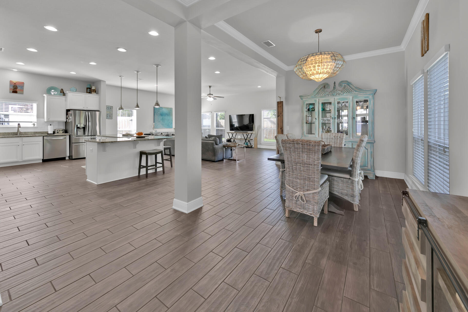 Mussett Bayou Manor - Residential