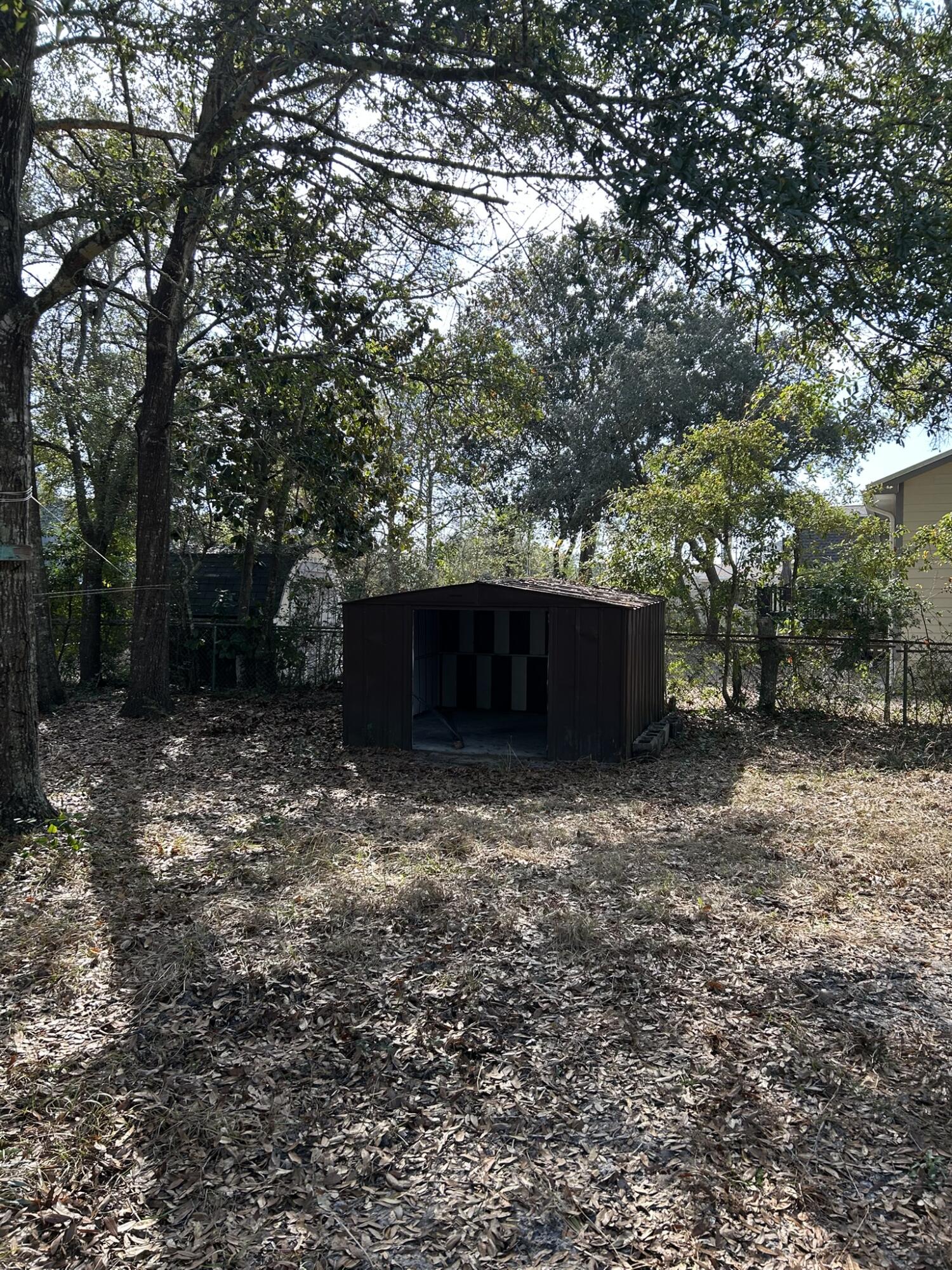 SEASHORE VILLAGE - Residential Lease