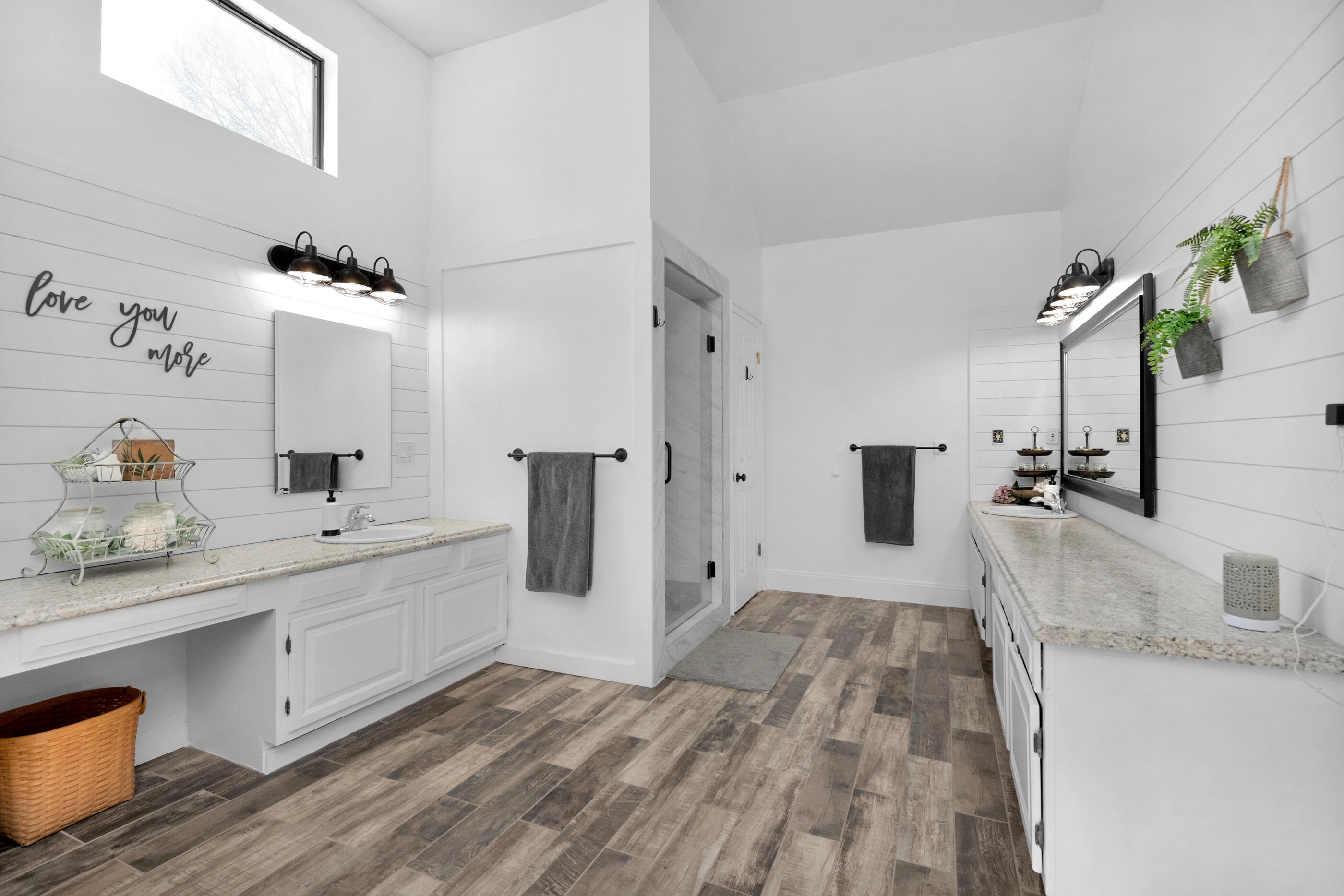 RAINTREE ESTATES - Residential