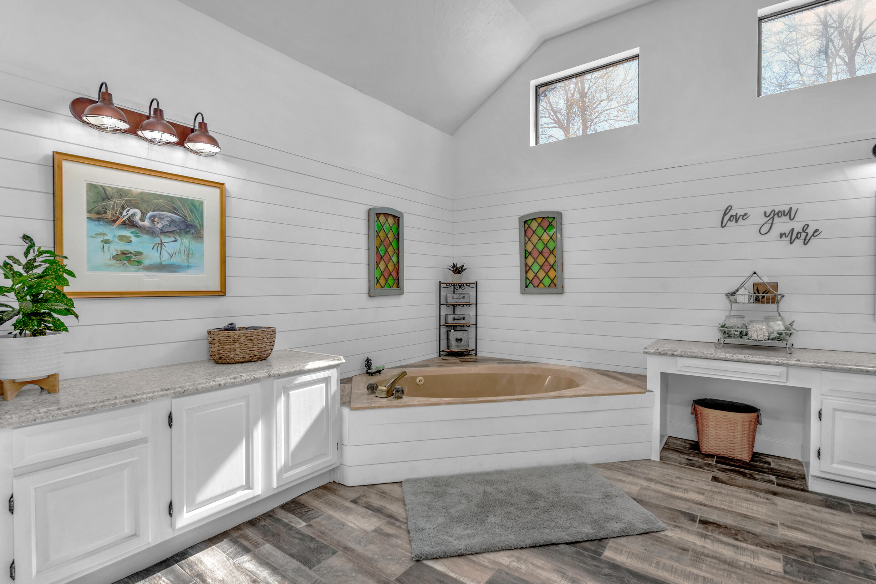 RAINTREE ESTATES - Residential