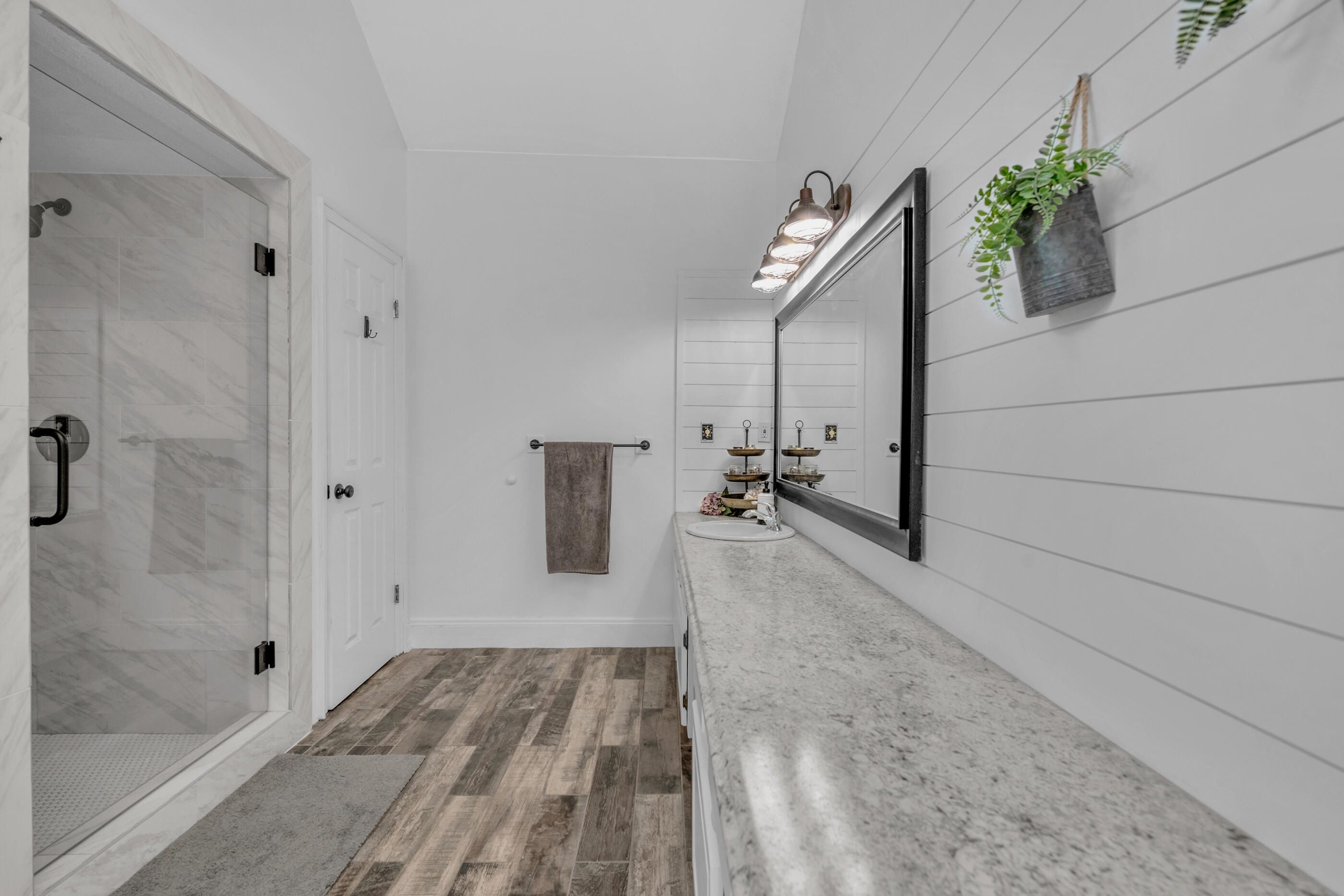 RAINTREE ESTATES - Residential