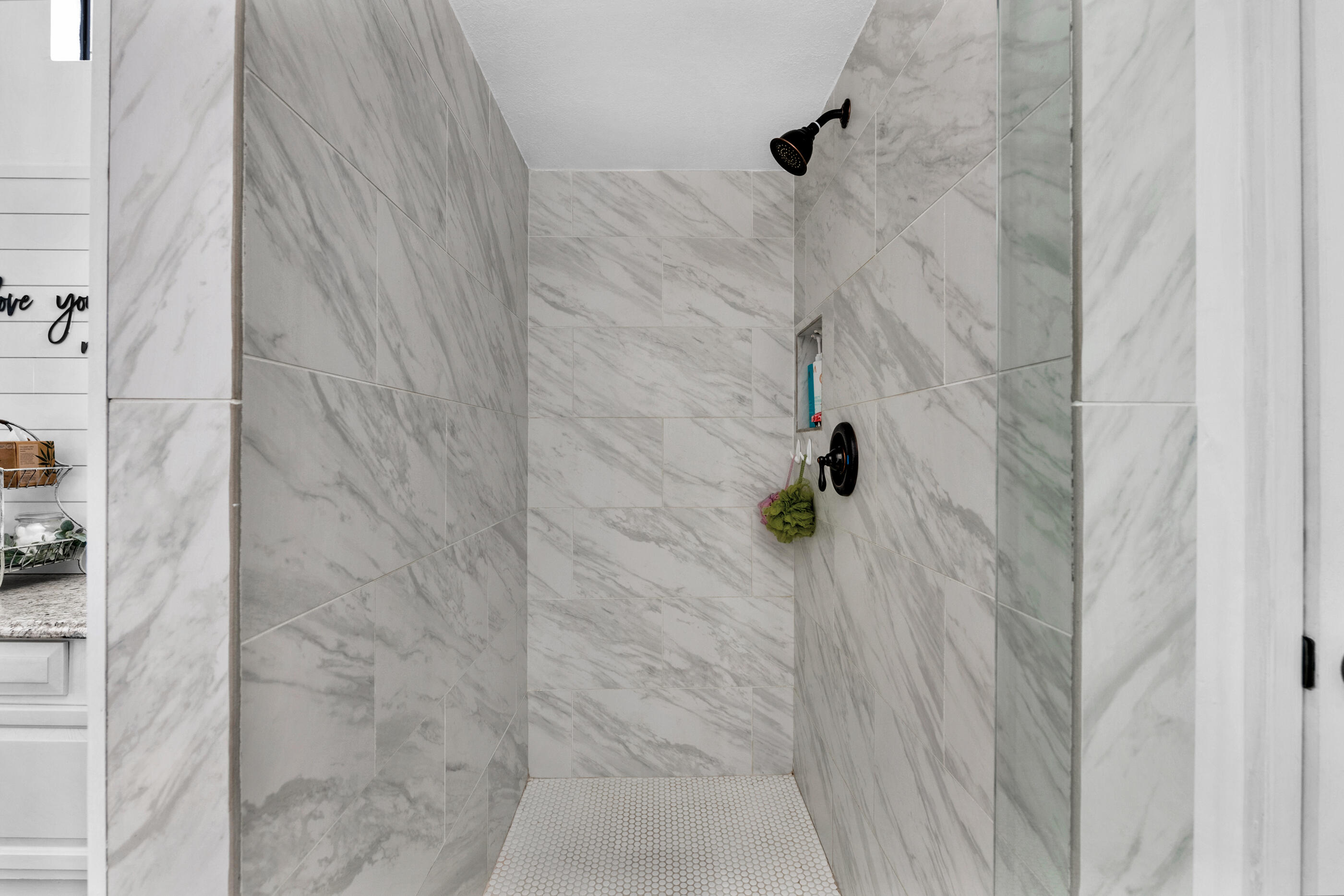 RAINTREE ESTATES - Residential