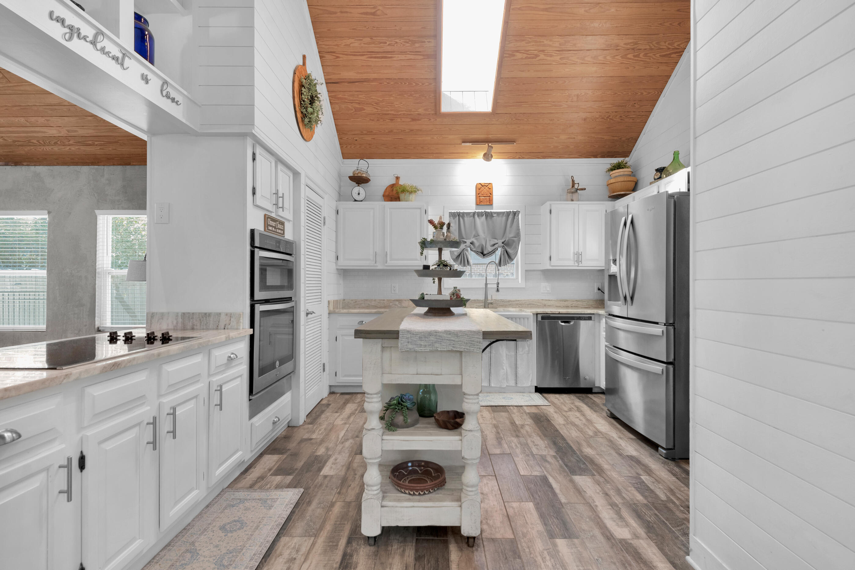 RAINTREE ESTATES - Residential