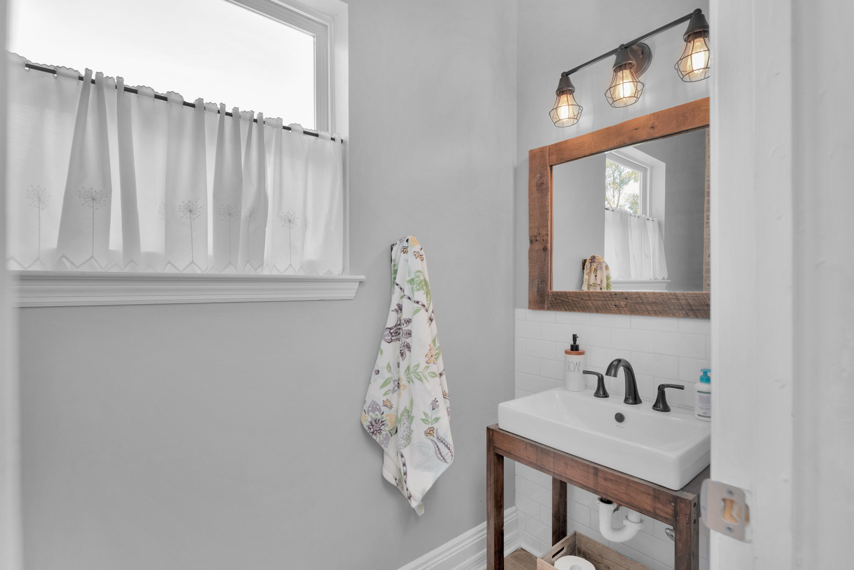 RAINTREE ESTATES - Residential