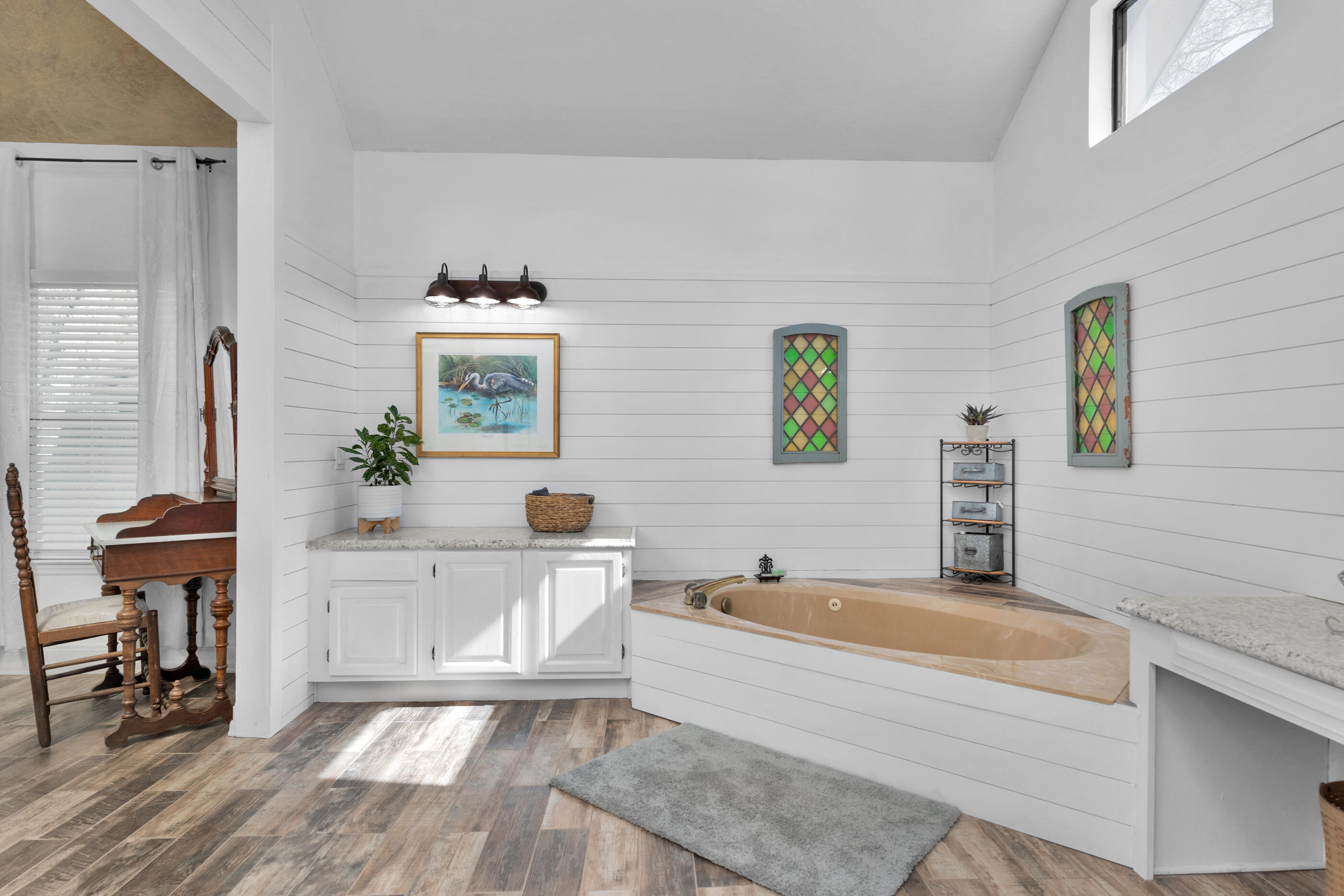 RAINTREE ESTATES - Residential