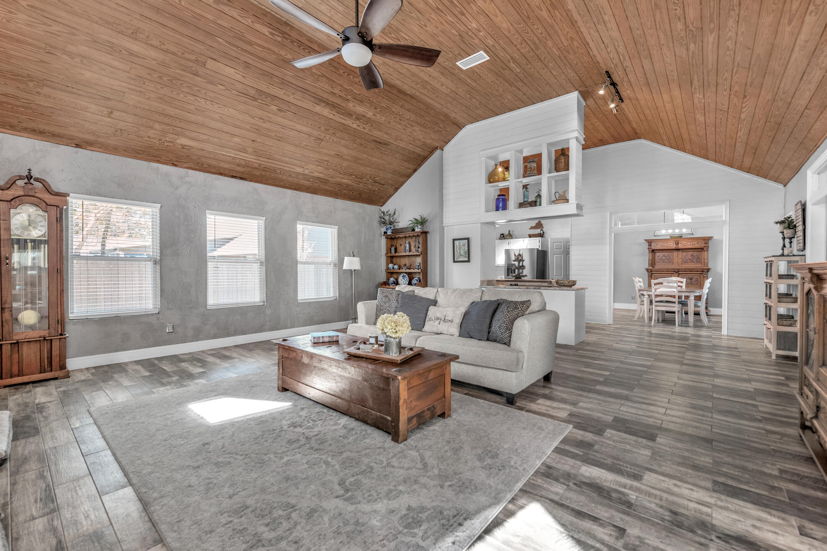 RAINTREE ESTATES - Residential