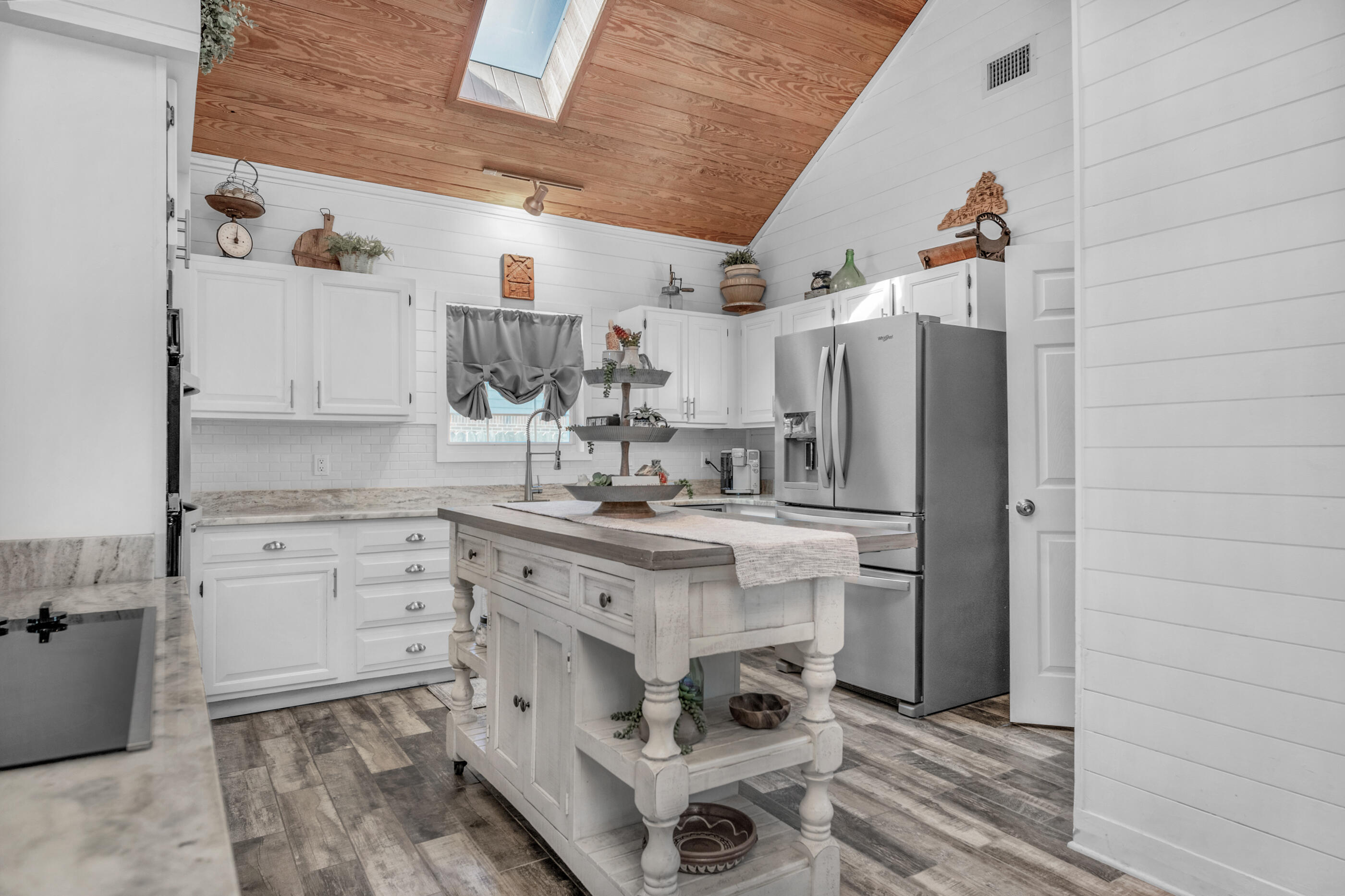 RAINTREE ESTATES - Residential