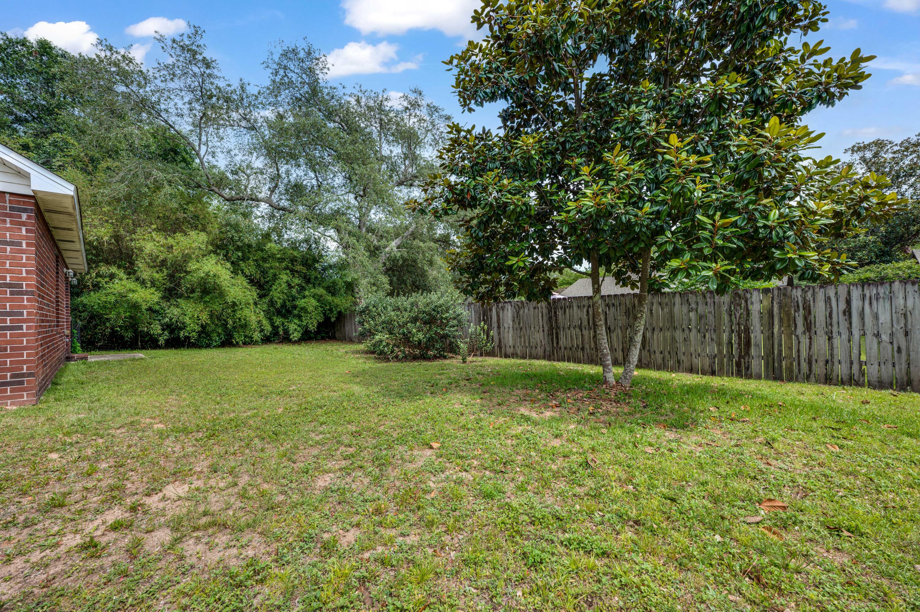 NONESUCH WAY - Residential