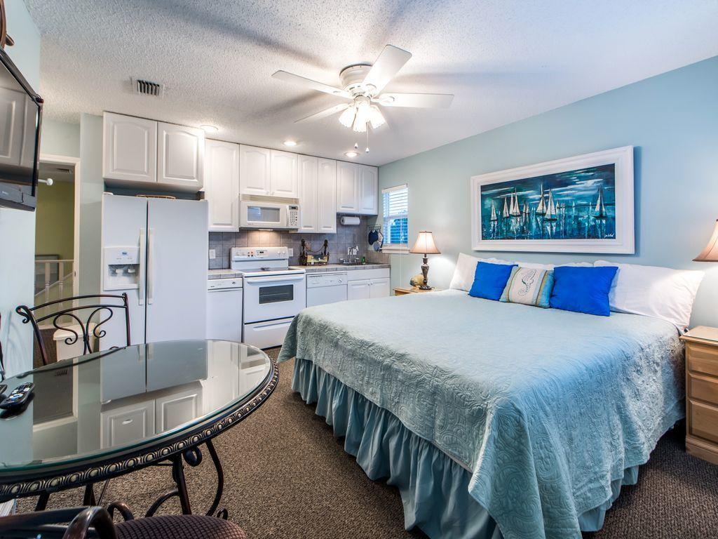 CRYSTAL BEACH - Residential