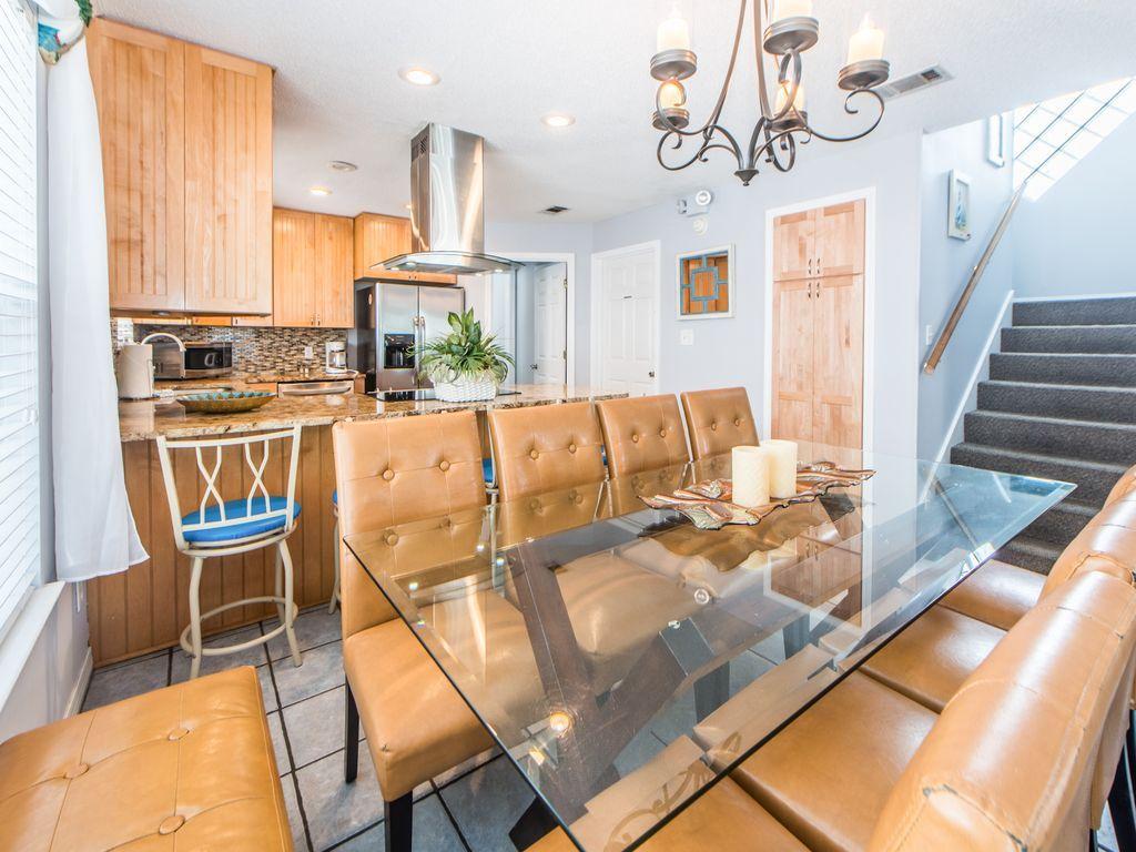 CRYSTAL BEACH - Residential