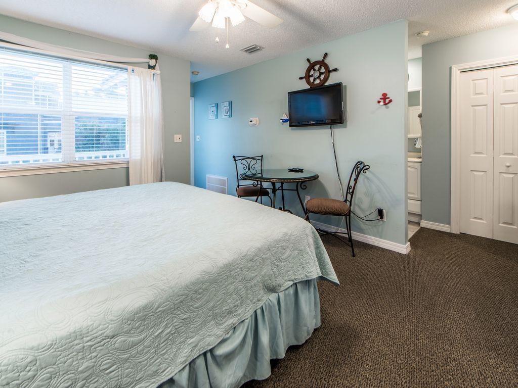 CRYSTAL BEACH - Residential