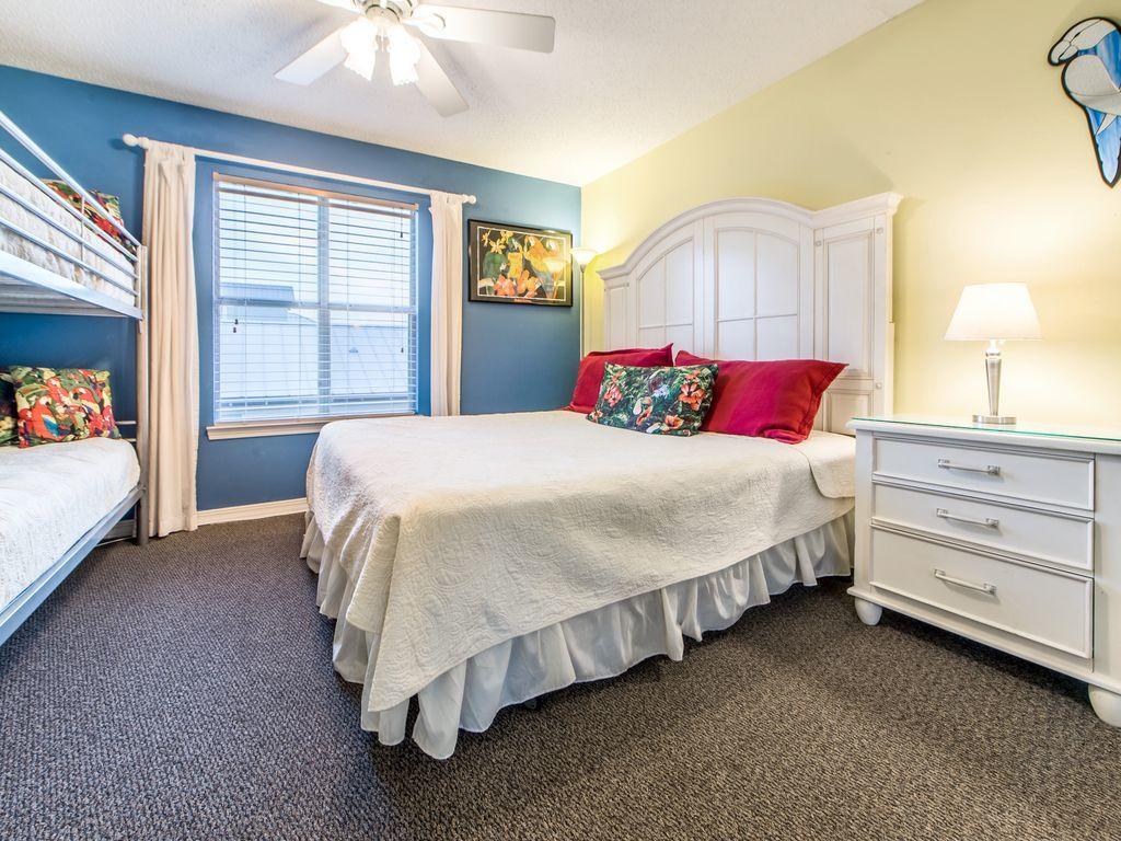 CRYSTAL BEACH - Residential