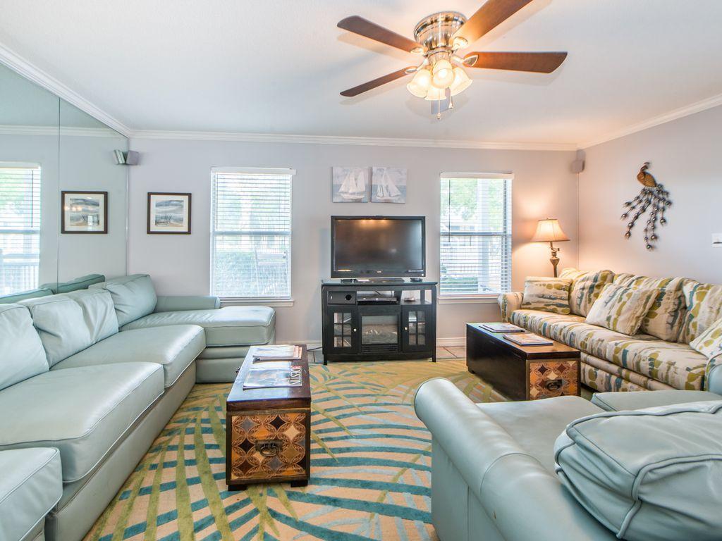 CRYSTAL BEACH - Residential