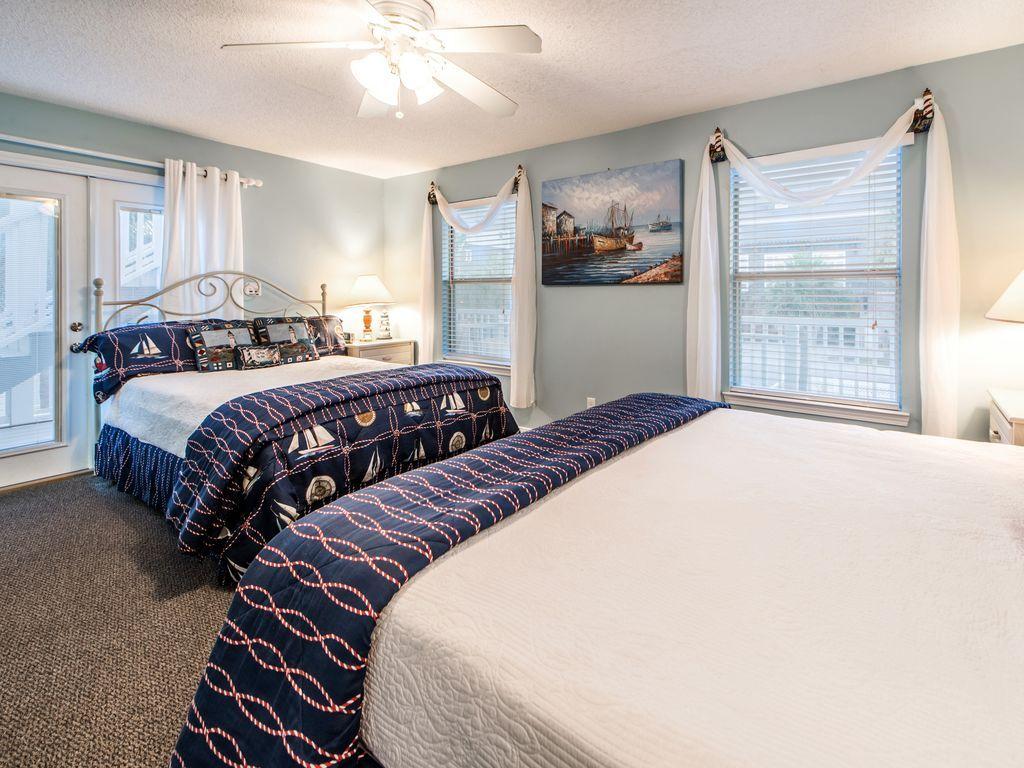 CRYSTAL BEACH - Residential