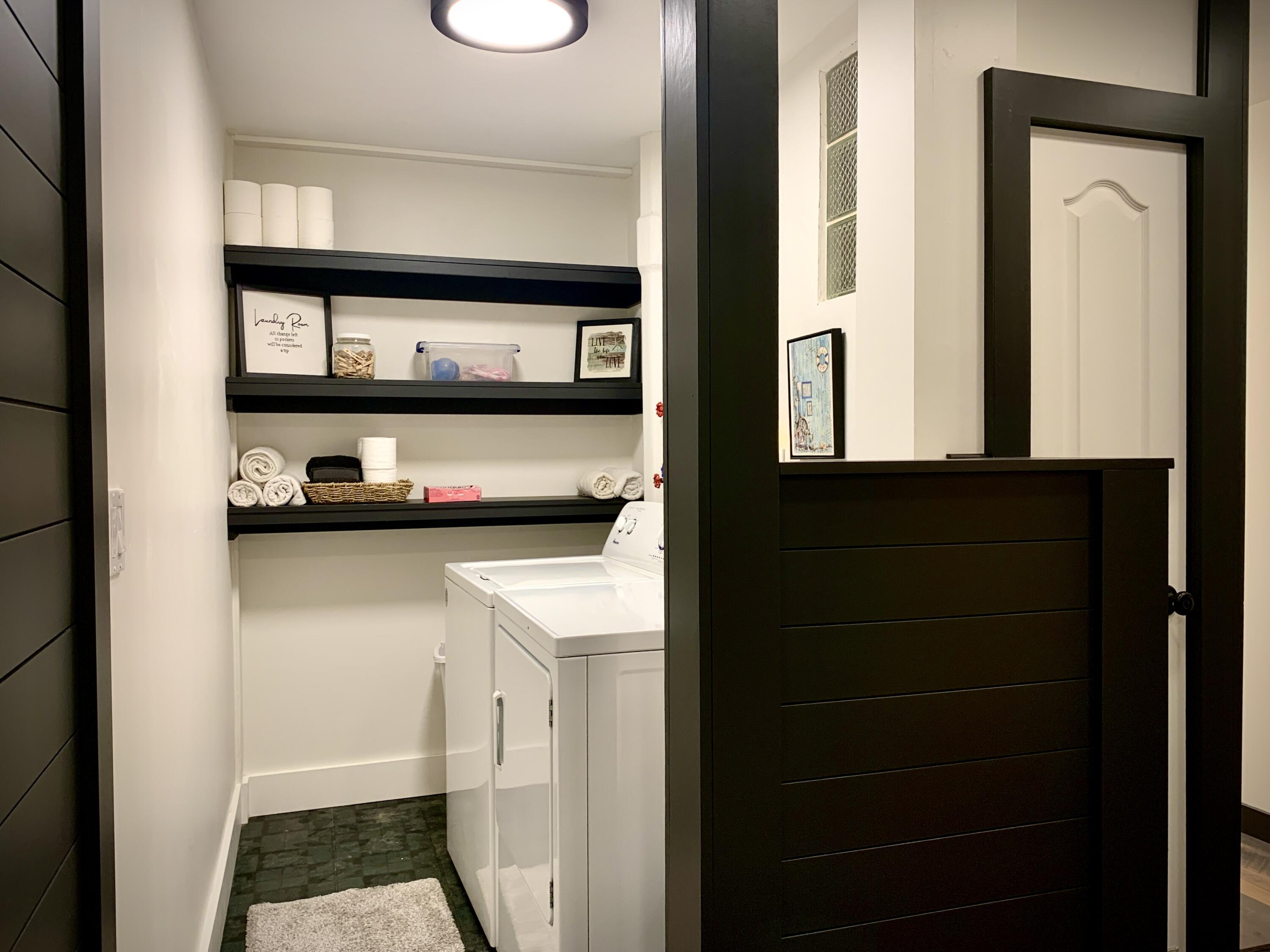 ELLIOTTS POINT 4TH ADDN - Residential