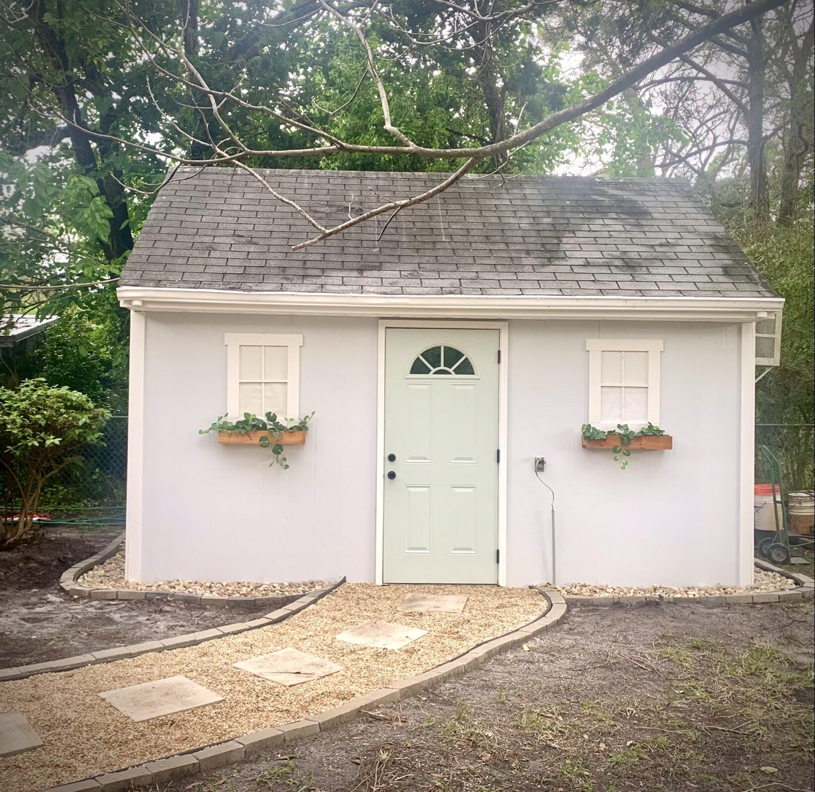 ELLIOTTS POINT 4TH ADDN - Residential