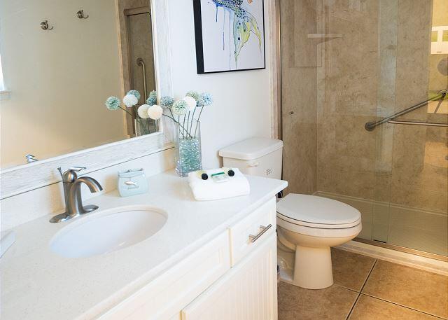 HIDDEN BEACH VILLAS CONDO - Residential