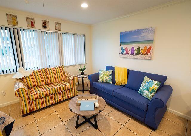 HIDDEN BEACH VILLAS CONDO - Residential