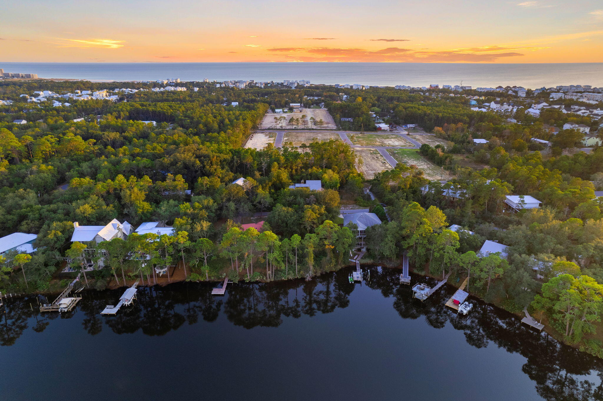 LAKE SHORE ESTATES - Land