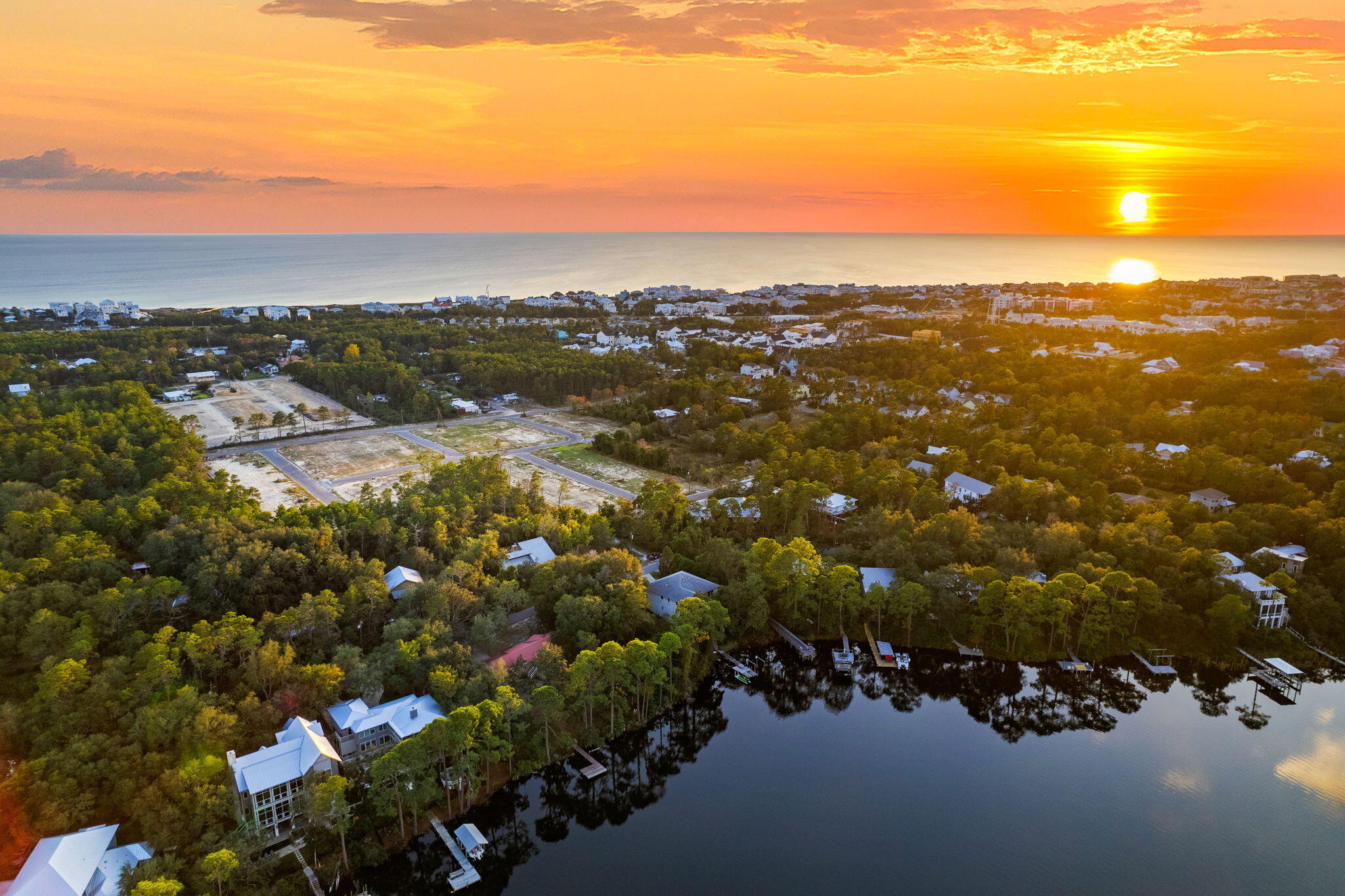 LAKE SHORE ESTATES - Land