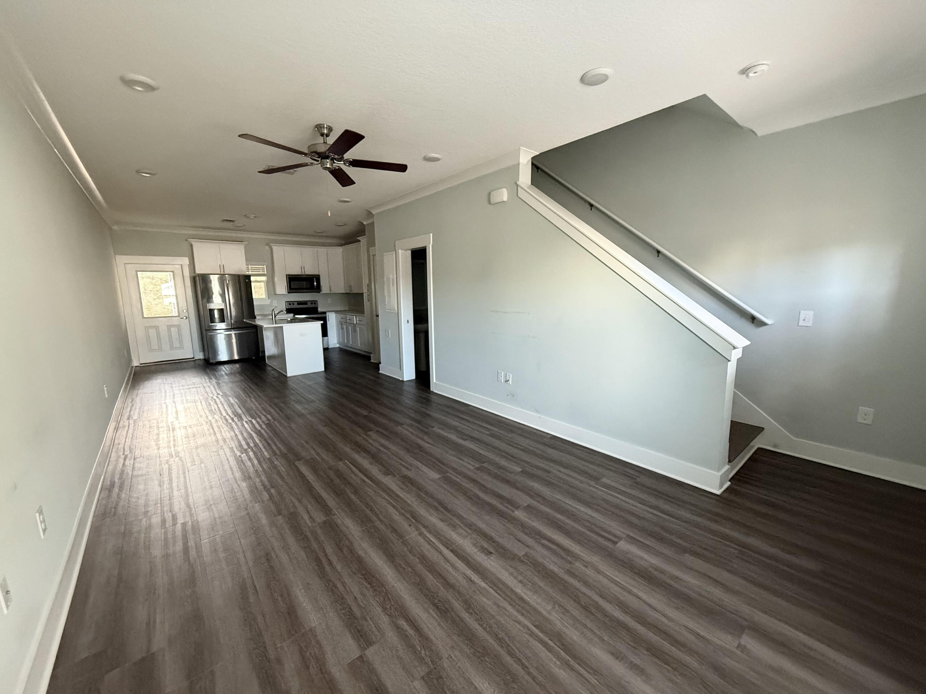 VERANDAS AT FREEPORT - Residential Lease