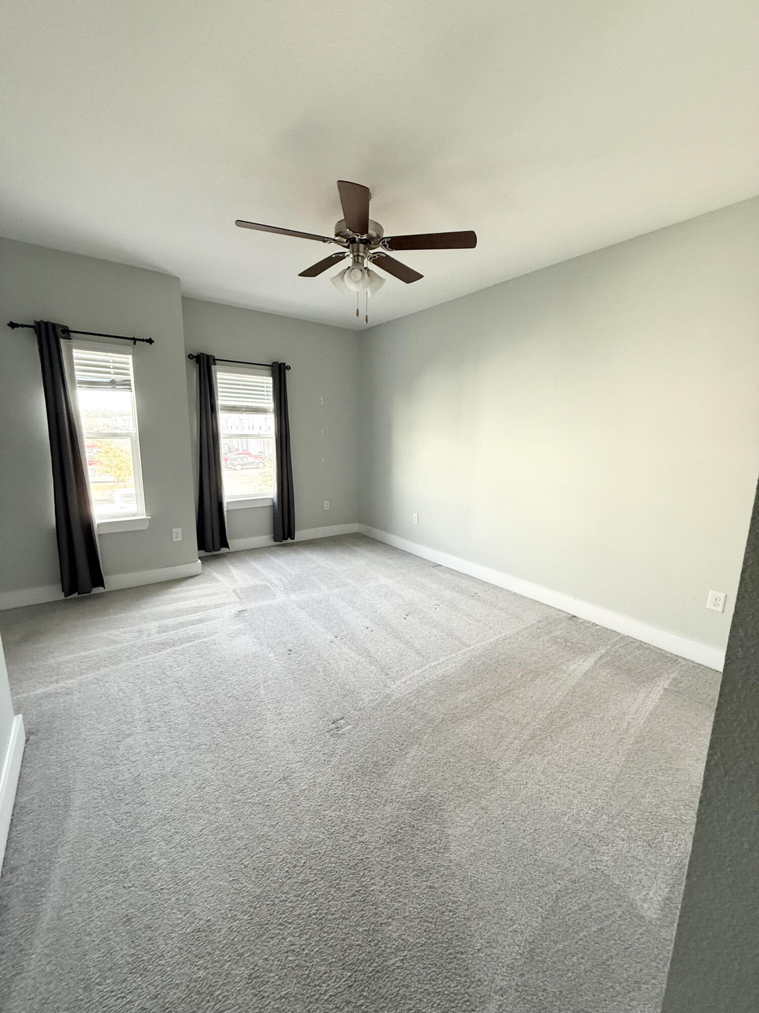 VERANDAS AT FREEPORT - Residential Lease