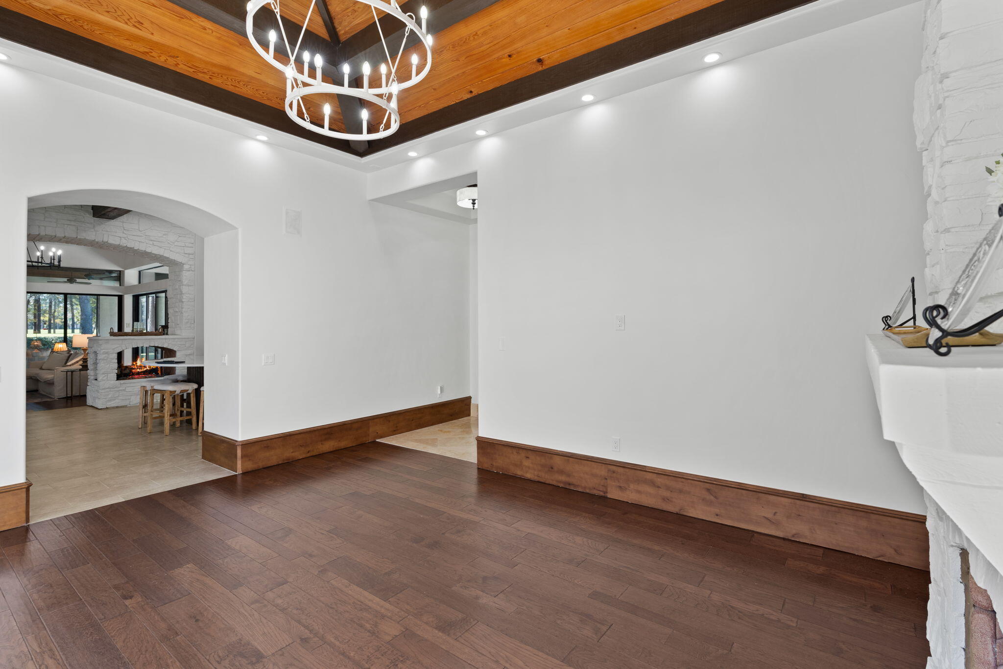 BURNT PINE - Residential