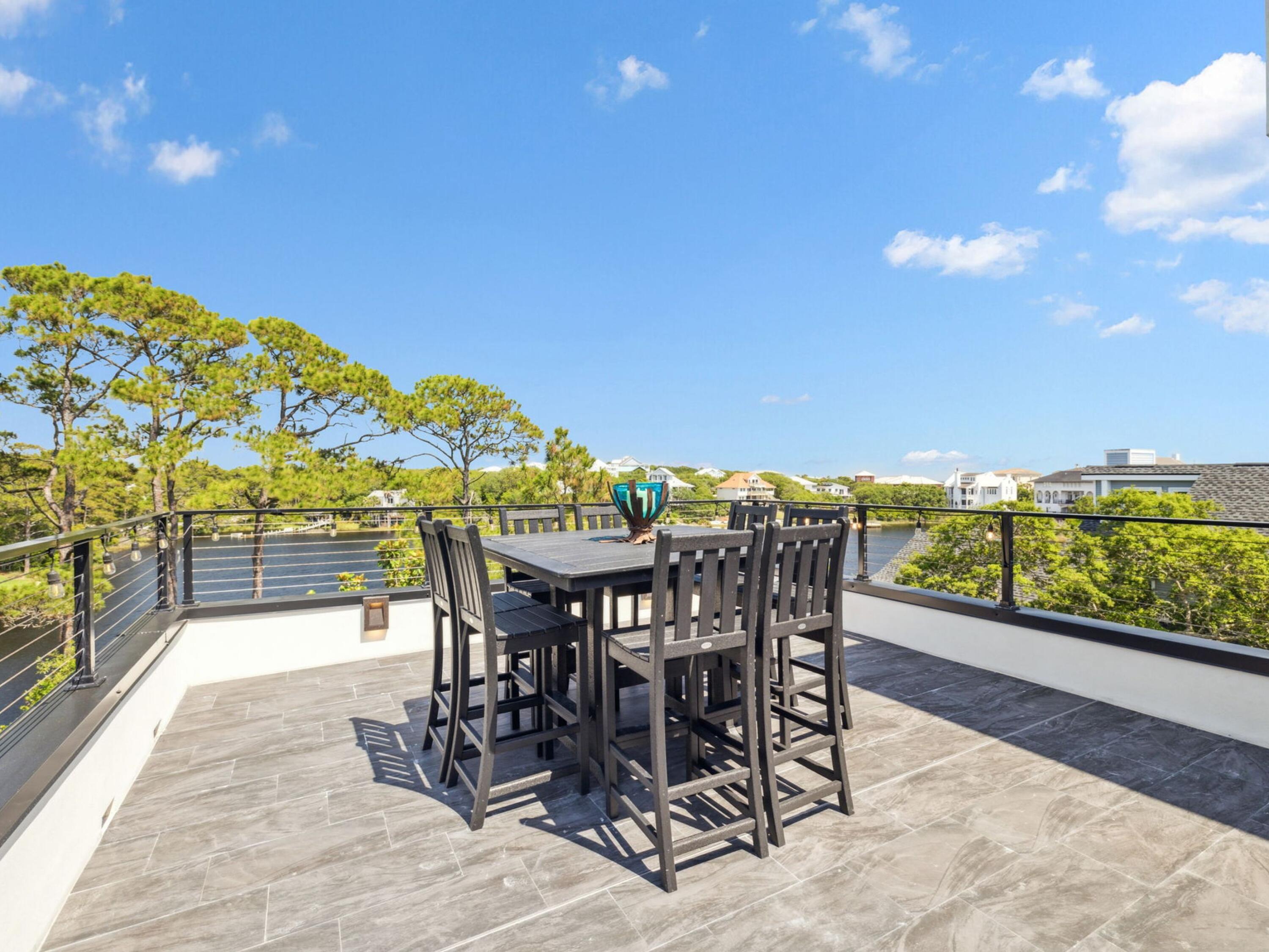 BEACH HIGHLANDS - Residential