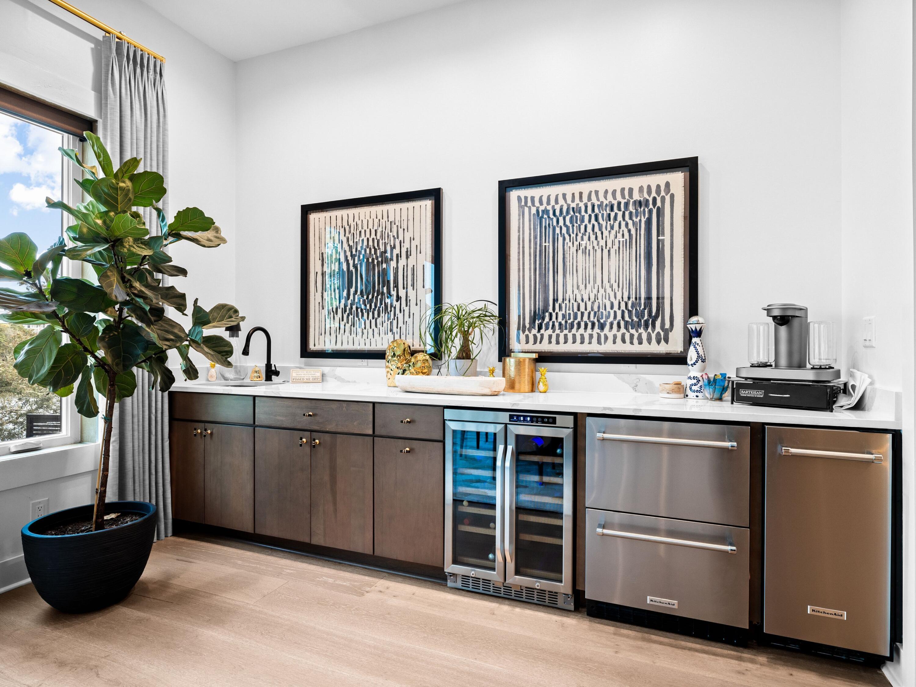 BEACH HIGHLANDS - Residential