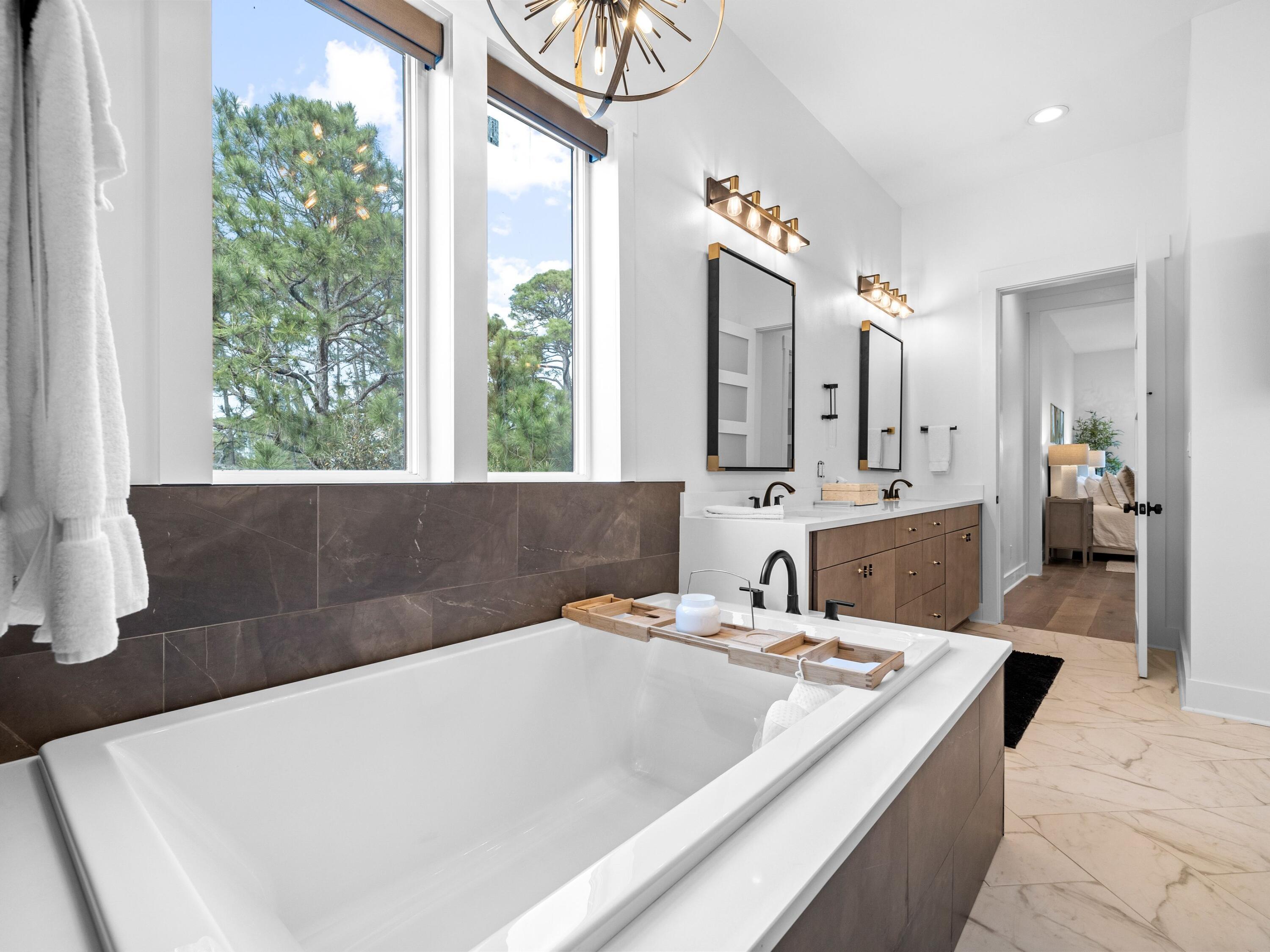 BEACH HIGHLANDS - Residential