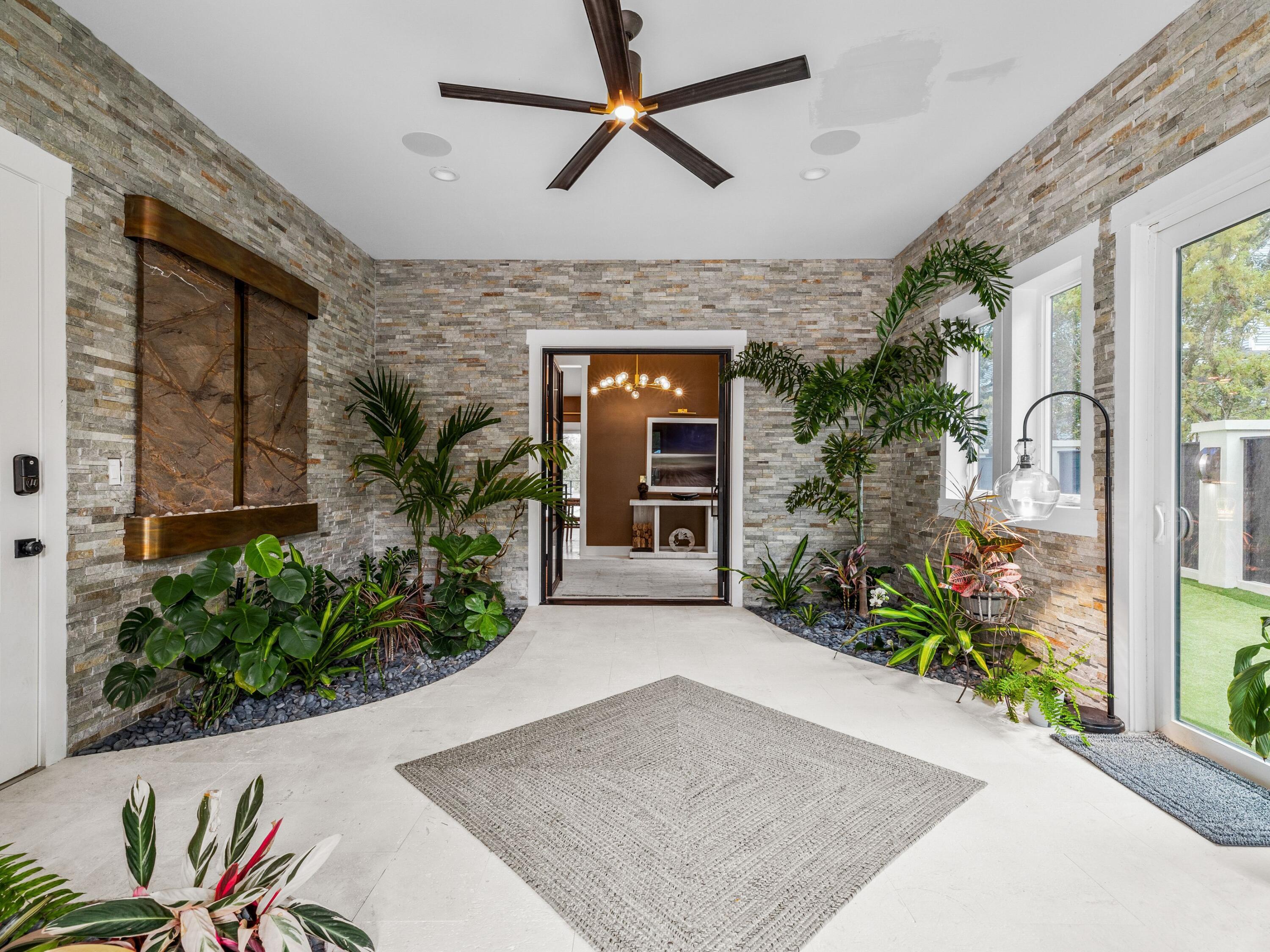 BEACH HIGHLANDS - Residential